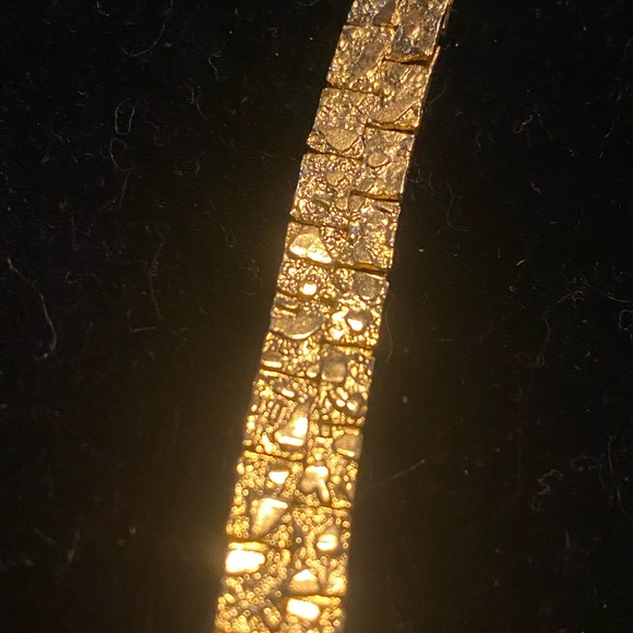 Classic Gold Textured Herringbone Necklace - Women's Jewelry - Picture 11 of 16